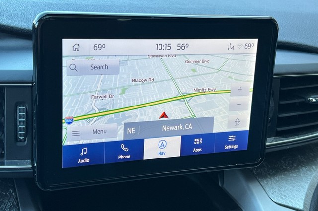 Ford Explorer Vehicle Full-screen Gallery Image 45