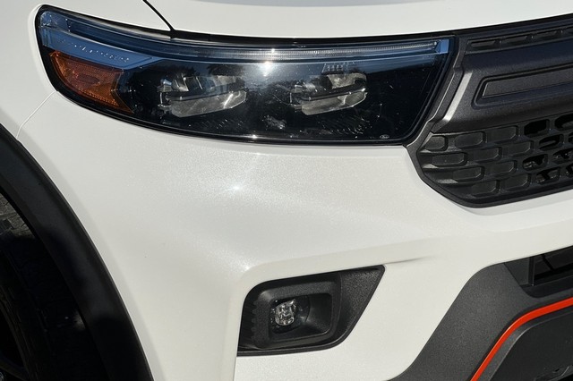 Ford Explorer Vehicle Full-screen Gallery Image 48