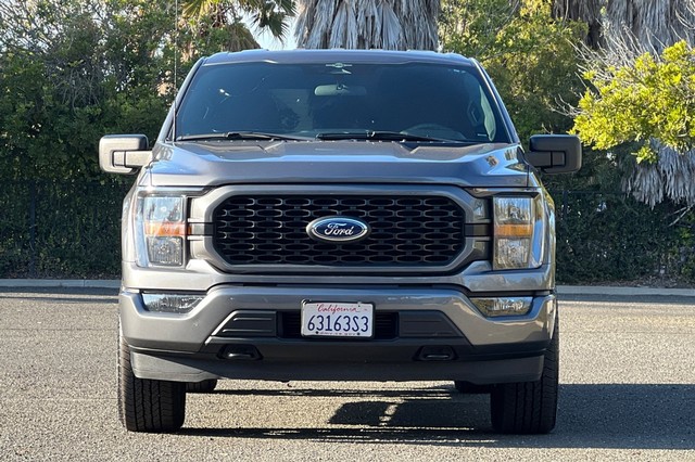 Ford F-150 Vehicle Full-screen Gallery Image 09