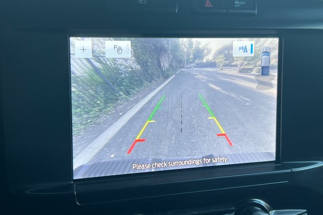 Ford F-150 Vehicle Full-screen Gallery Image 25