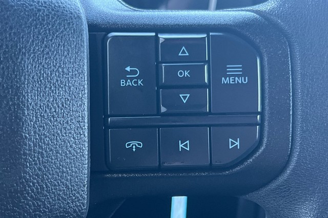 Ford F-150 Vehicle Full-screen Gallery Image 36