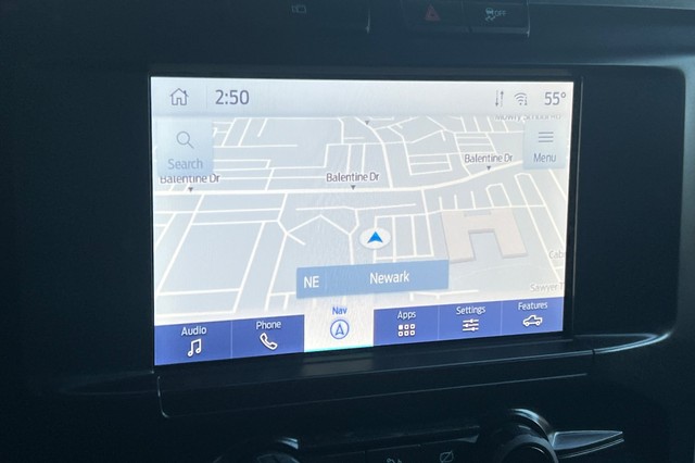 Ford F-150 Vehicle Full-screen Gallery Image 41