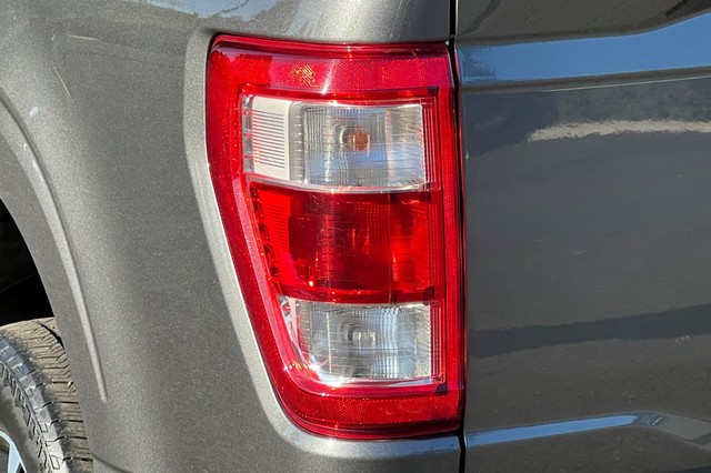 Ford F-150 Vehicle Full-screen Gallery Image 46