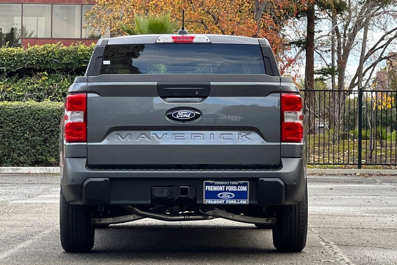 Ford Maverick Vehicle Full-screen Gallery Image 04