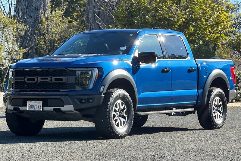 Ford F-150 Vehicle Full-screen Gallery Image 07
