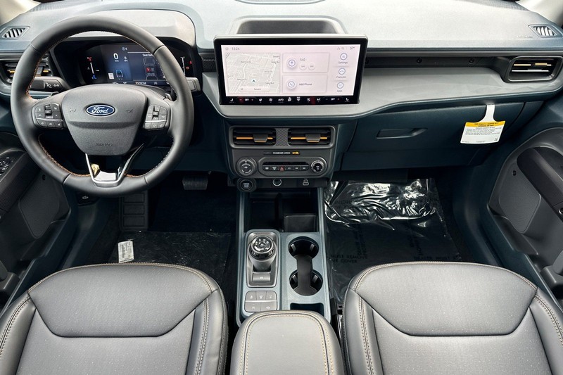 Ford Maverick Vehicle Full-screen Gallery Image 13
