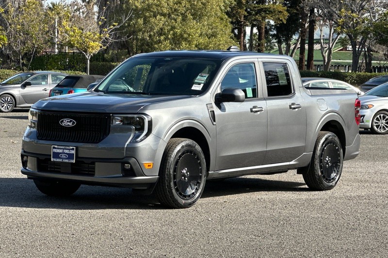 Ford Maverick Vehicle Full-screen Gallery Image 07