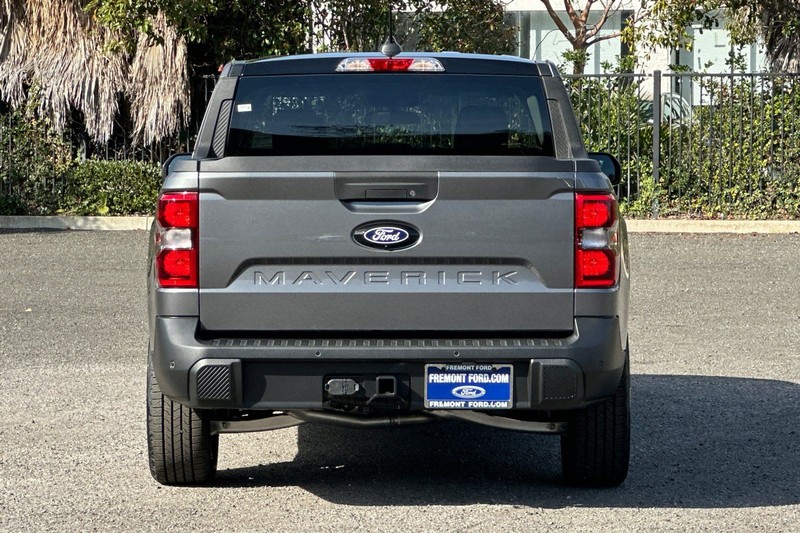 Ford Maverick Vehicle Full-screen Gallery Image 04