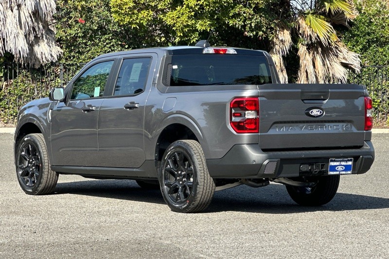 Ford Maverick Vehicle Full-screen Gallery Image 05