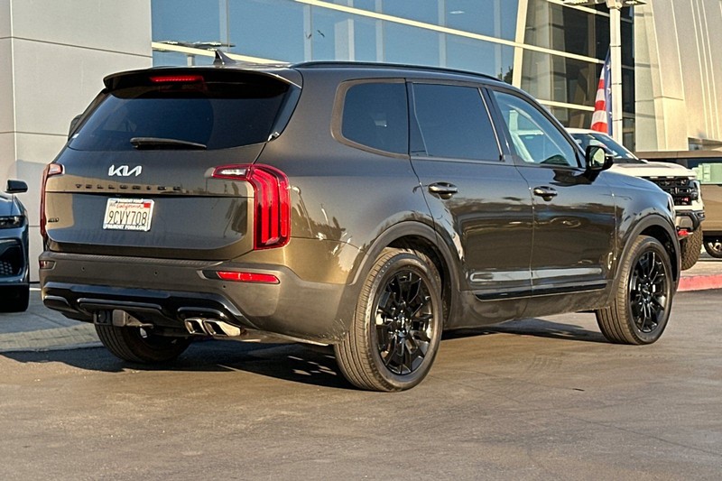 Kia Telluride Vehicle Full-screen Gallery Image 03
