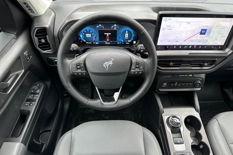 Ford Bronco Sport Vehicle Full-screen Gallery Image 15