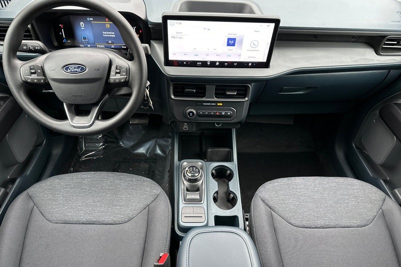 Ford Maverick Vehicle Full-screen Gallery Image 13