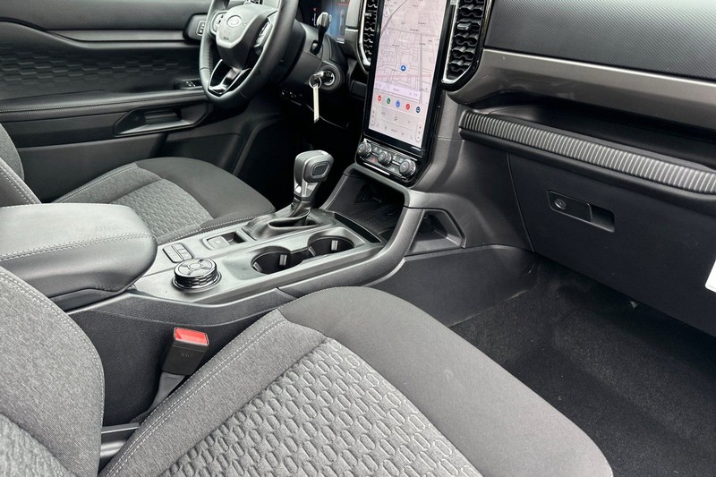 Ford Ranger Vehicle Full-screen Gallery Image 15