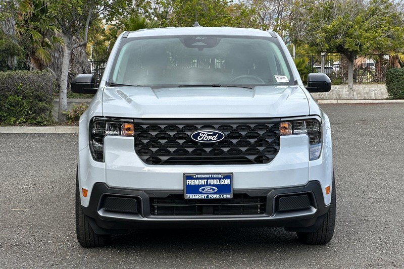 Ford Maverick Vehicle Full-screen Gallery Image 08