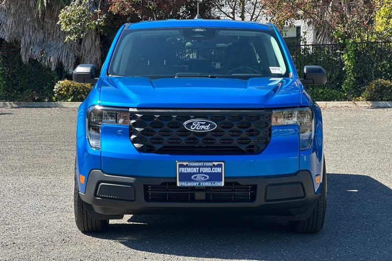 Ford Maverick Vehicle Full-screen Gallery Image 08