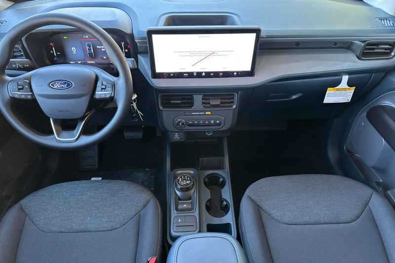 Ford Maverick Vehicle Full-screen Gallery Image 14