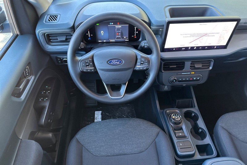 Ford Maverick Vehicle Full-screen Gallery Image 15