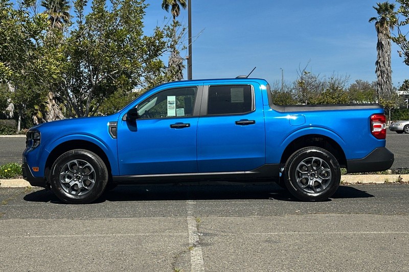 Ford Maverick Vehicle Full-screen Gallery Image 06