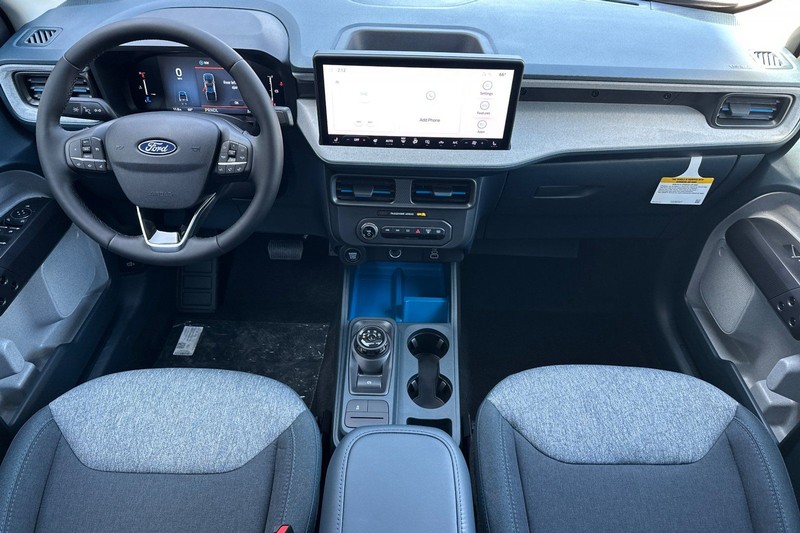 Ford Maverick Vehicle Full-screen Gallery Image 14