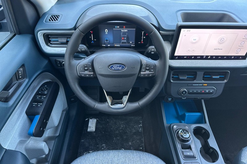 Ford Maverick Vehicle Full-screen Gallery Image 15