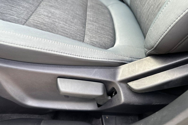 Ford Bronco Sport Vehicle Full-screen Gallery Image 12