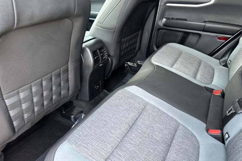 Ford Bronco Sport Vehicle Full-screen Gallery Image 13