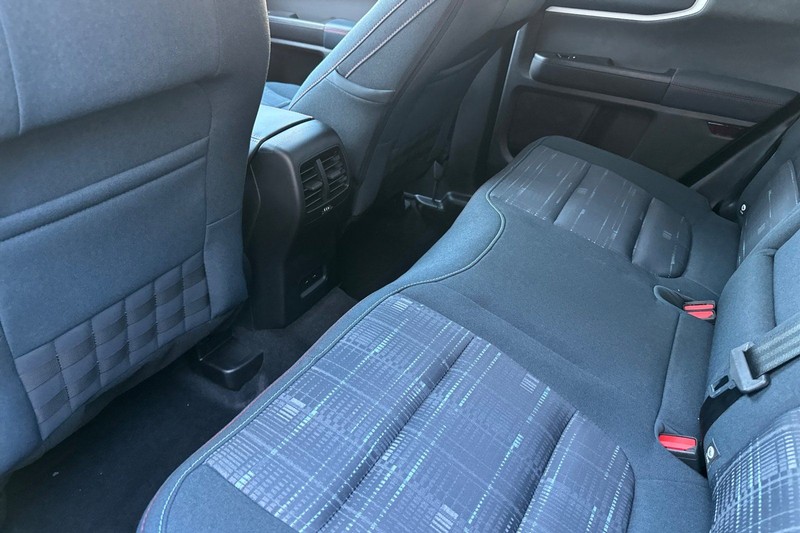 Ford Bronco Sport Vehicle Full-screen Gallery Image 12