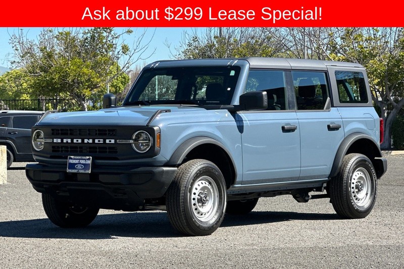 Ford Bronco Vehicle Full-screen Gallery Image 07
