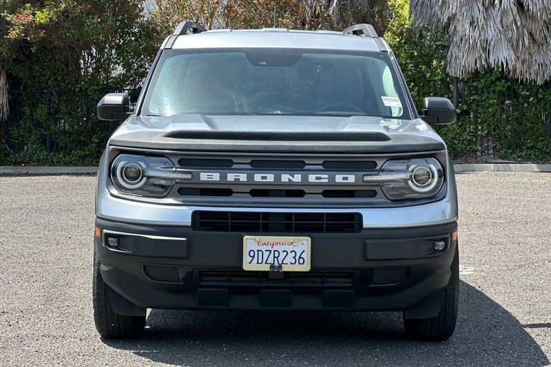 Ford Bronco Sport Vehicle Full-screen Gallery Image 09