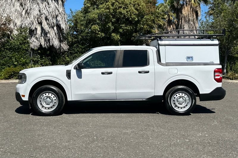 Ford Maverick Vehicle Full-screen Gallery Image 06