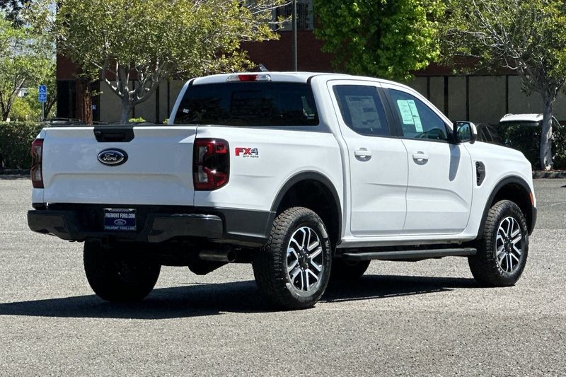 Ford Ranger Vehicle Full-screen Gallery Image 03