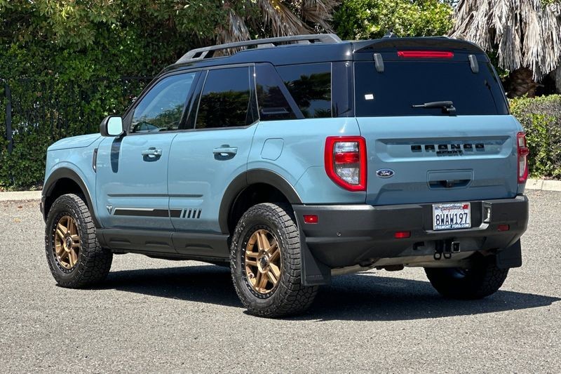Ford Bronco Sport Vehicle Full-screen Gallery Image 05