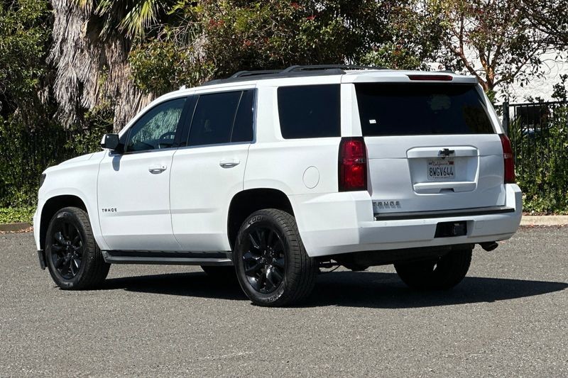 Chevrolet Tahoe Vehicle Full-screen Gallery Image 05