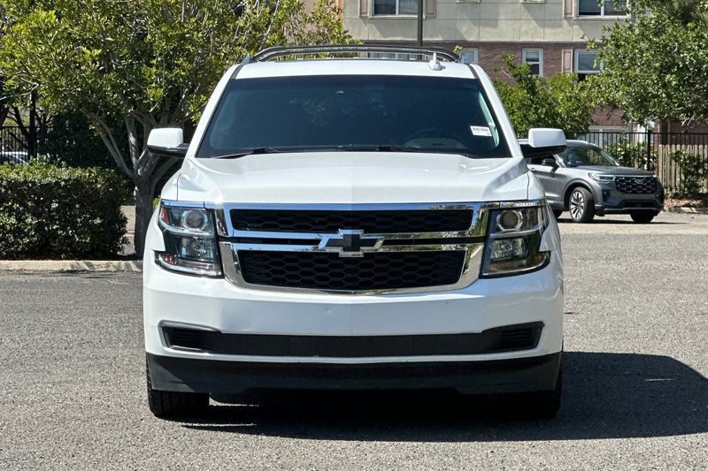 Chevrolet Tahoe Vehicle Full-screen Gallery Image 08