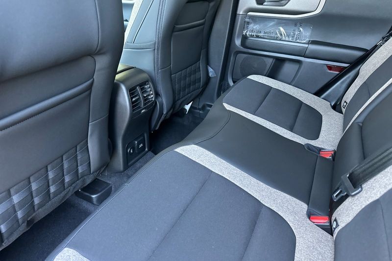 Ford Bronco Sport Vehicle Full-screen Gallery Image 12