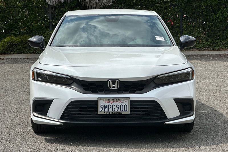 Honda Civic Vehicle Full-screen Gallery Image 09