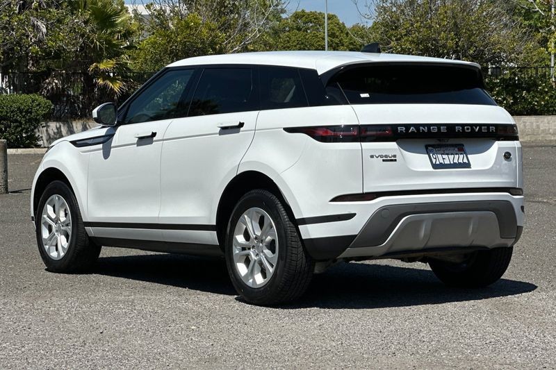 Land Rover Range Rover Evoque Vehicle Full-screen Gallery Image 05