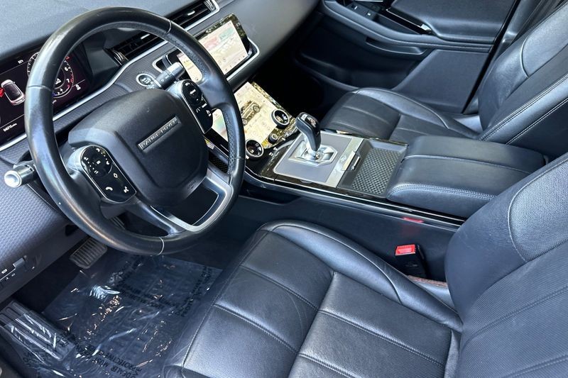 Land Rover Range Rover Evoque Vehicle Full-screen Gallery Image 10