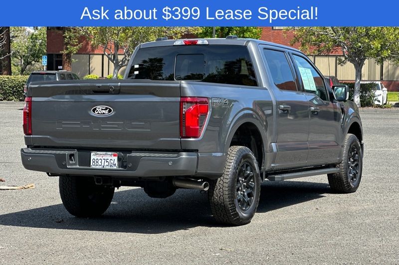 Ford F-150 Vehicle Full-screen Gallery Image 03