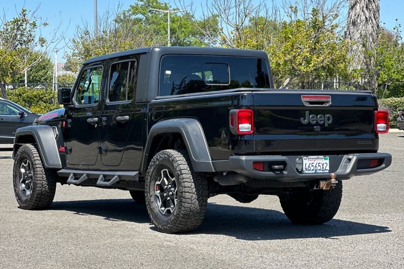 Jeep Gladiator Vehicle Full-screen Gallery Image 05