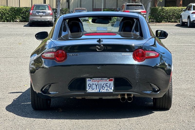 Mazda Miata RF Vehicle Full-screen Gallery Image 04