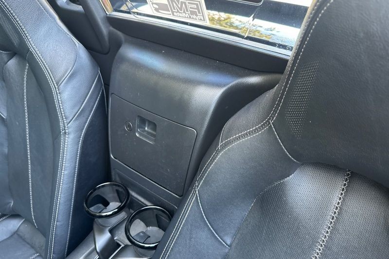 Mazda Miata RF Vehicle Full-screen Gallery Image 15