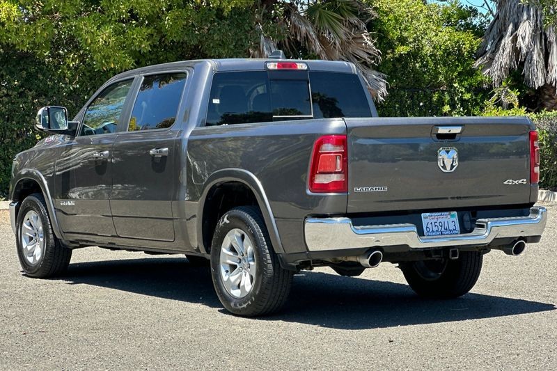 Ram 1500 Vehicle Full-screen Gallery Image 05