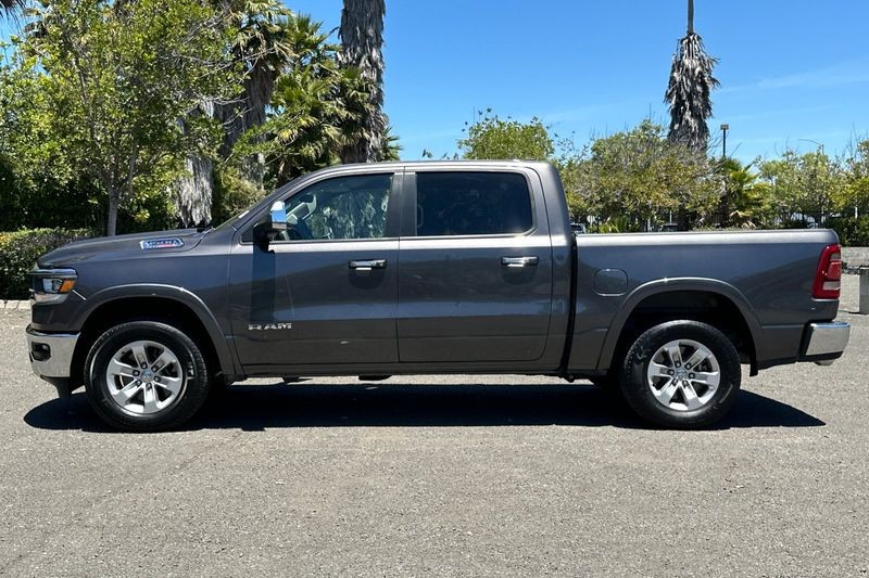 Ram 1500 Vehicle Full-screen Gallery Image 07