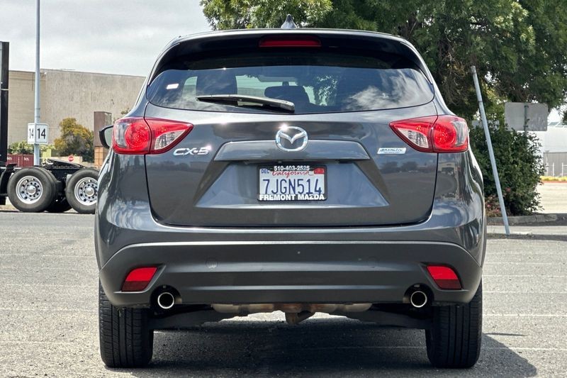 Mazda CX-5 Vehicle Full-screen Gallery Image 04