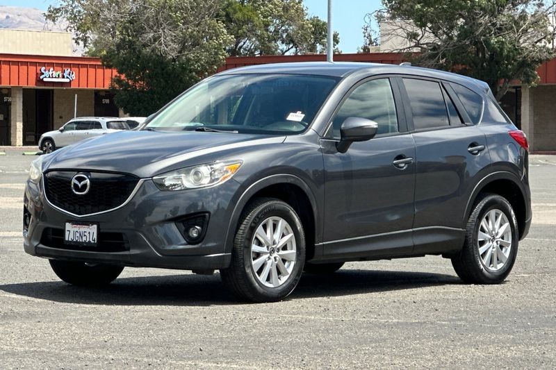 Mazda CX-5 Vehicle Full-screen Gallery Image 07