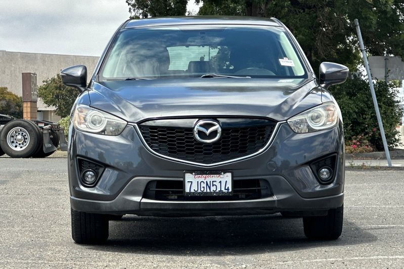 Mazda CX-5 Vehicle Full-screen Gallery Image 08