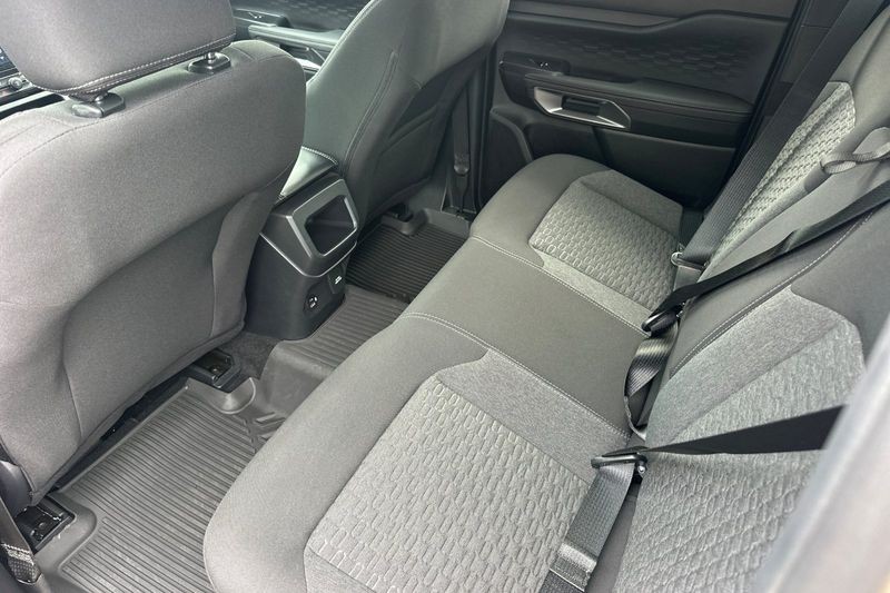 Ford Ranger Vehicle Full-screen Gallery Image 14