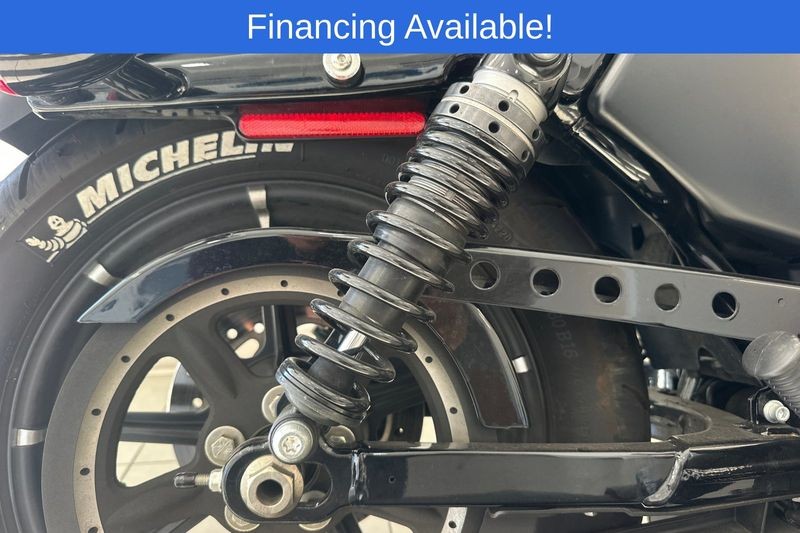 Harley-Davidson Sportster Vehicle Full-screen Gallery Image 05