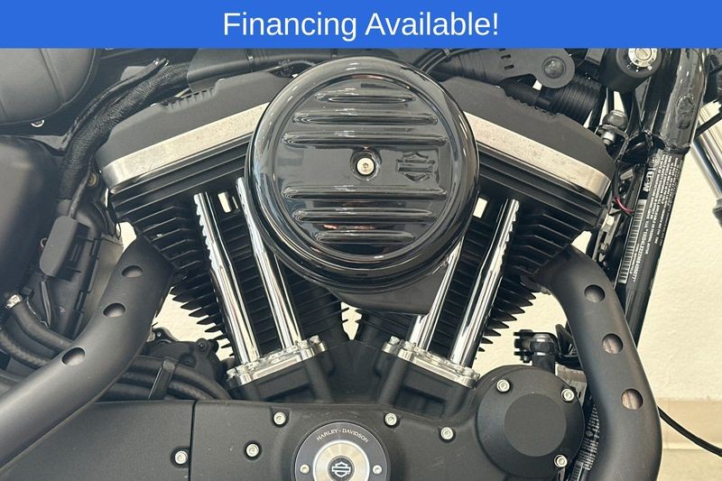 Harley-Davidson Sportster Vehicle Full-screen Gallery Image 06